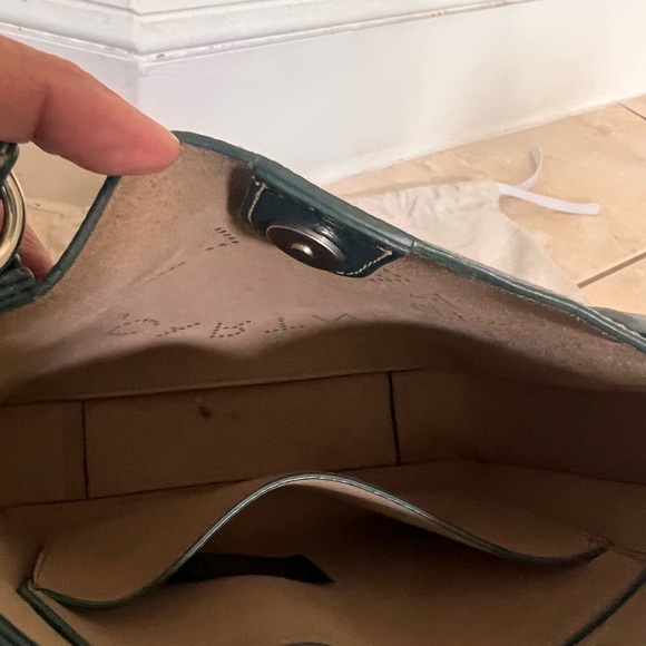 Stella McCartney Green Messenger Bag - Picture 9 of 10